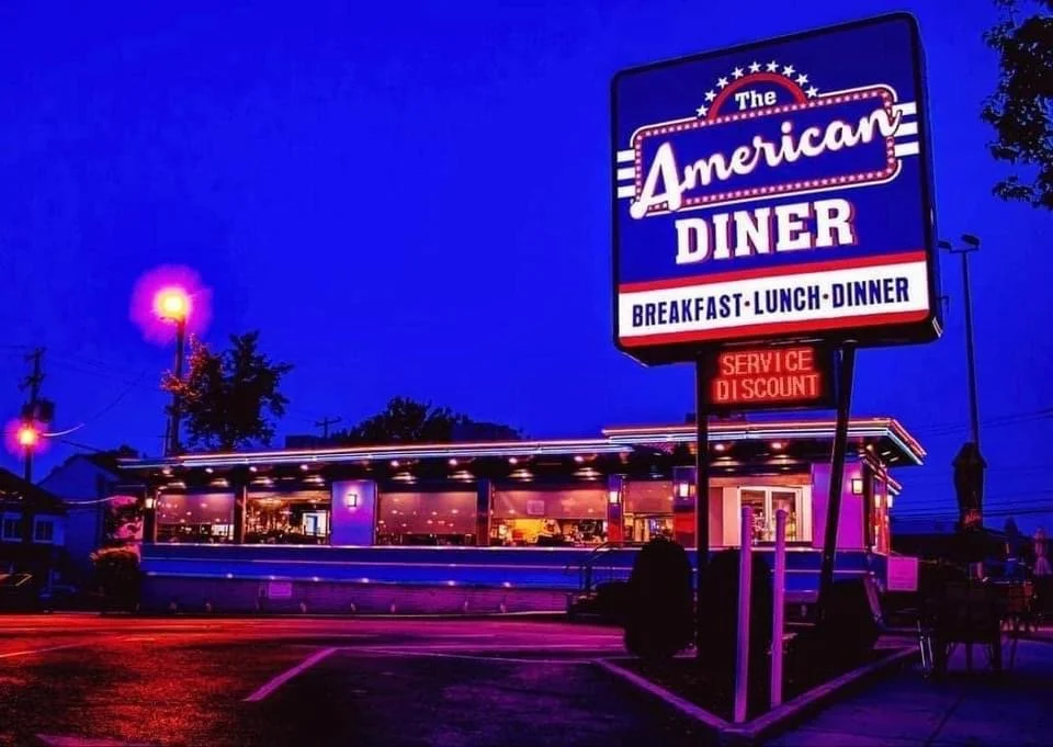 洋書 The American Diner The American Diner: Witzel, Michael: 9780785829188: Amazon